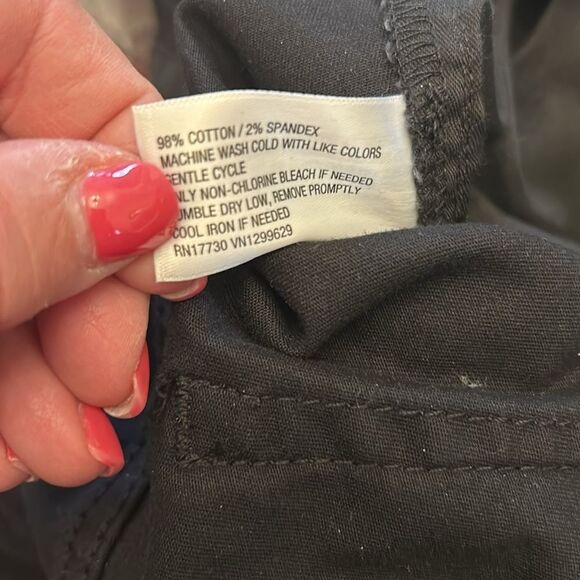 Ava & Viv black elastic waistband ruffle tie shorts Size 1X EUC - Picture 7 of 7